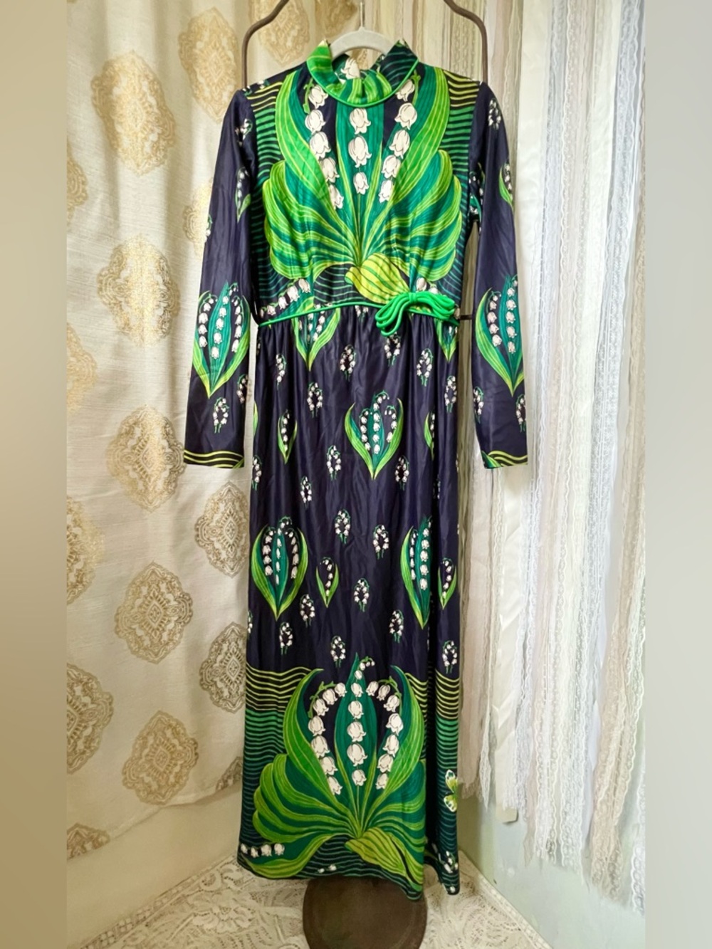 Vintage 60s 70s Leslie Fay “Lily of the Valley” Maxi Dress